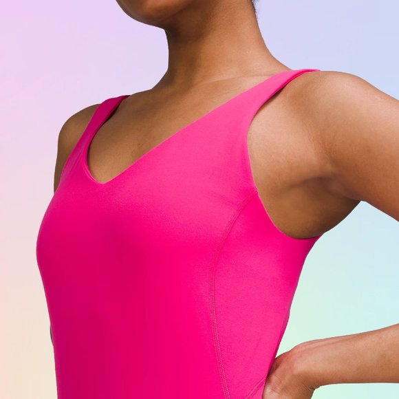 💕Lululemon Align Bodysuit Onesie 8" sonic pink SNCP NWT Size 4 Sonic Pink💕 - Picture 1 of 5